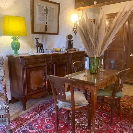 A Avec Jardin Apartmán